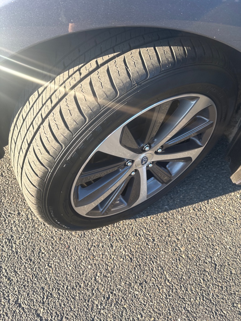 Photo 9 of this SUBARU LEGACY