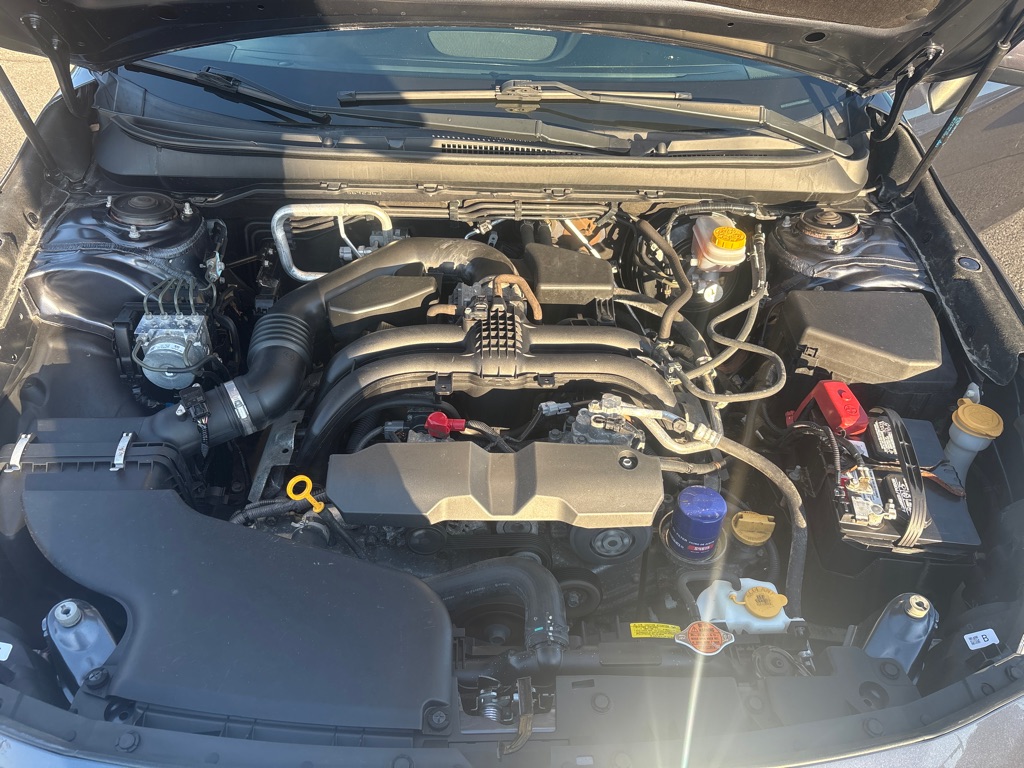 Photo 10 of this SUBARU LEGACY