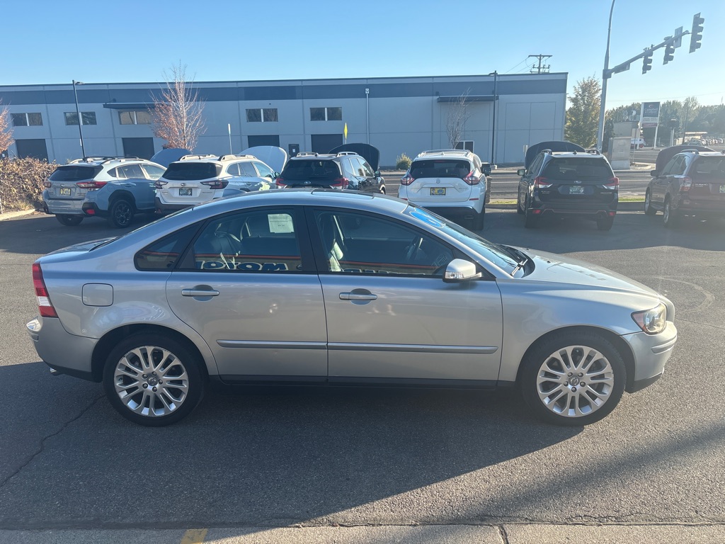 Photo 6 of this VOLVO S40