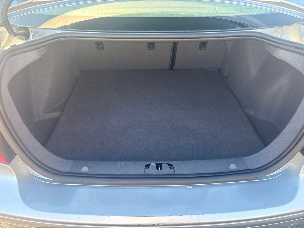 Photo 11 of this VOLVO S40