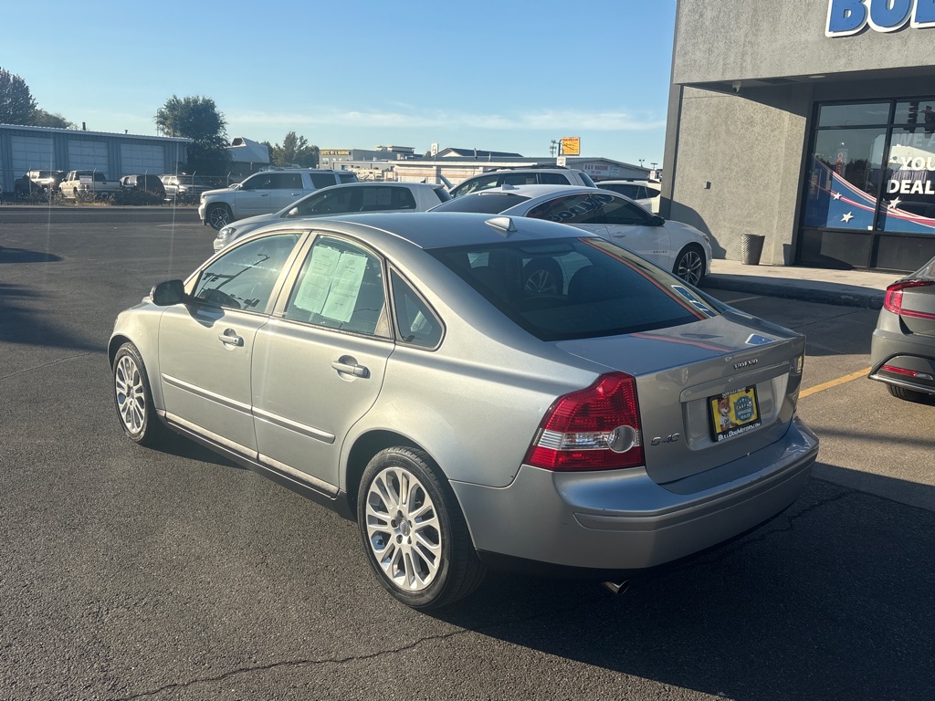 Photo 3 of this VOLVO S40