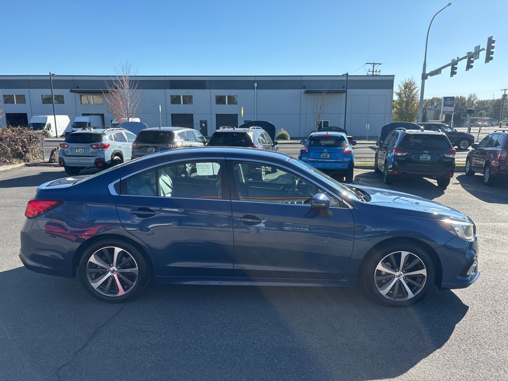 Photo 6 of this SUBARU LEGACY