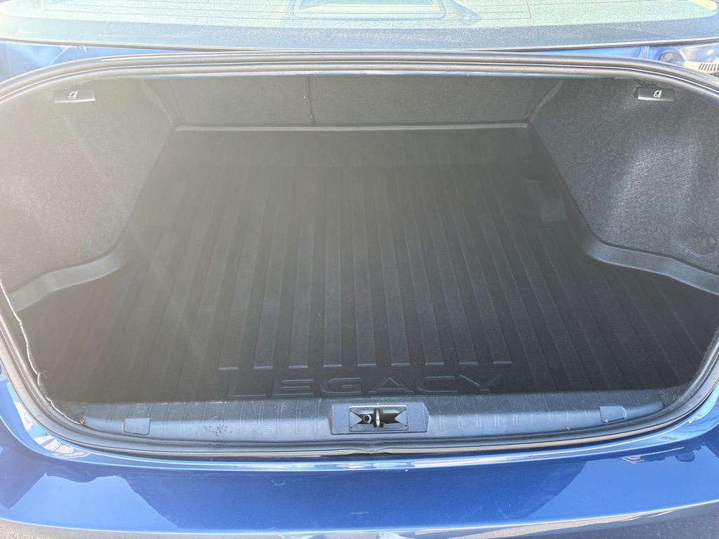 Photo 11 of this SUBARU LEGACY