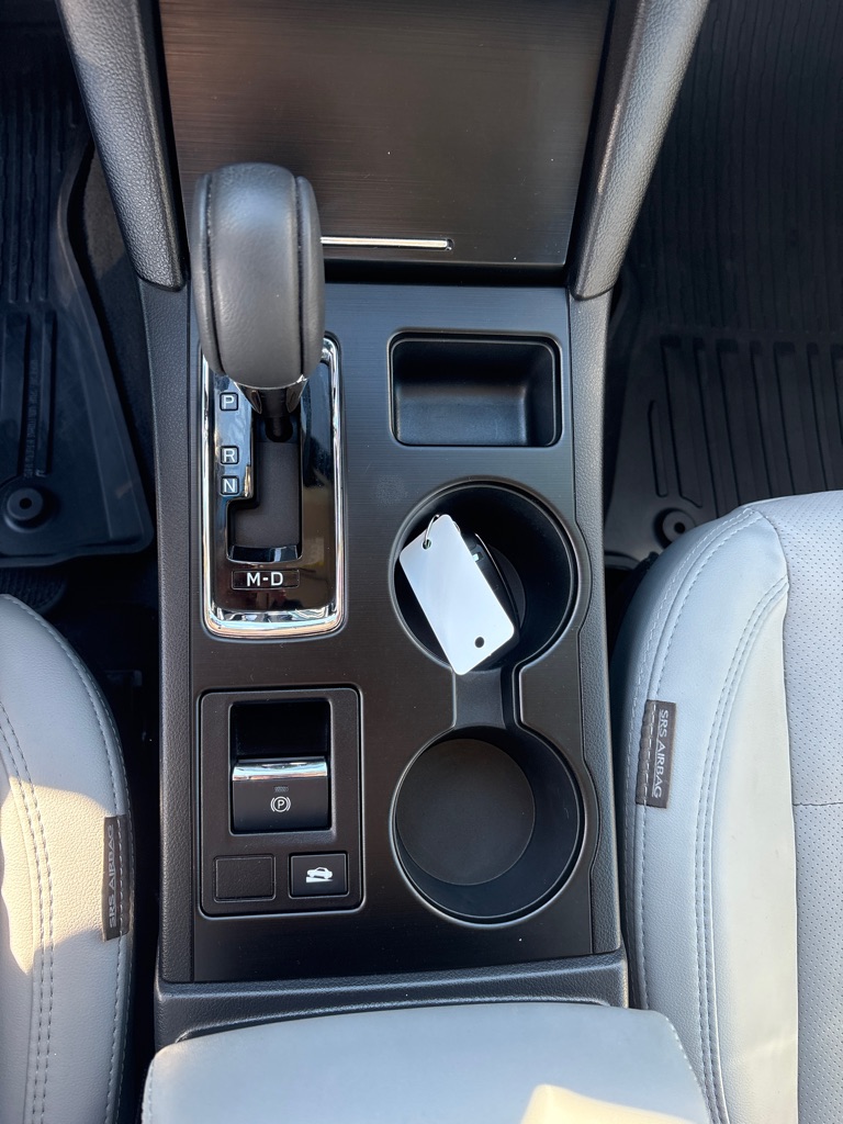 Photo 20 of this SUBARU LEGACY