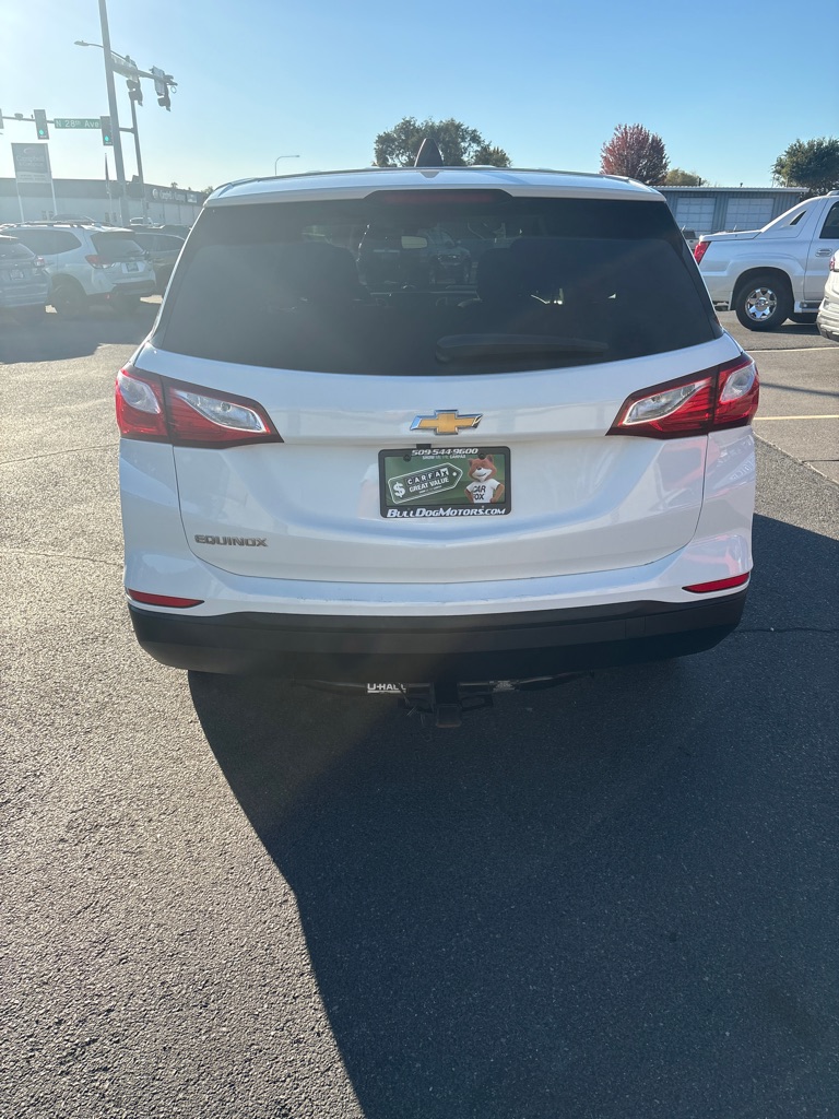 Photo 8 of this CHEVROLET EQUINOX
