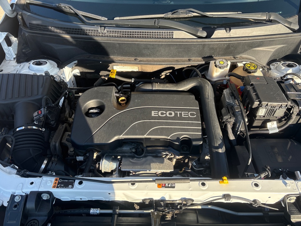Photo 10 of this CHEVROLET EQUINOX