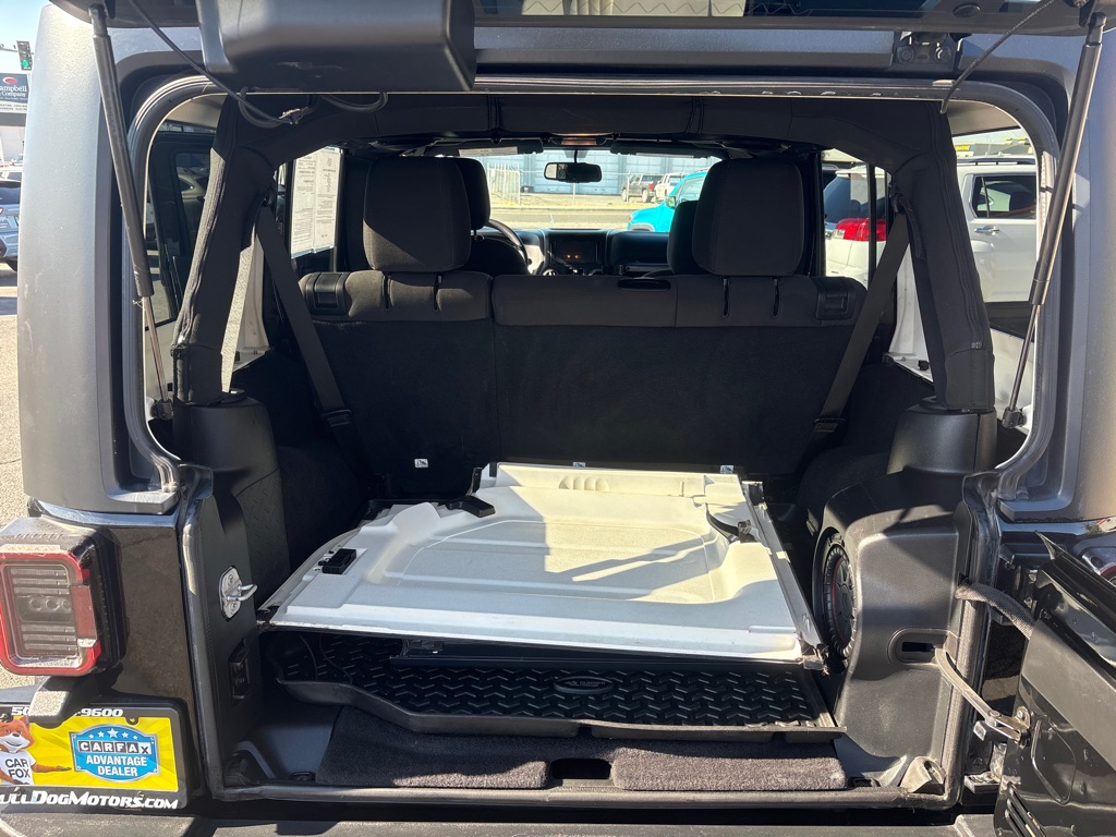 Photo 11 of this JEEP WRANGLER UNLIMI