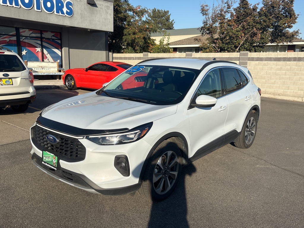 2025 FORD ESCAPE