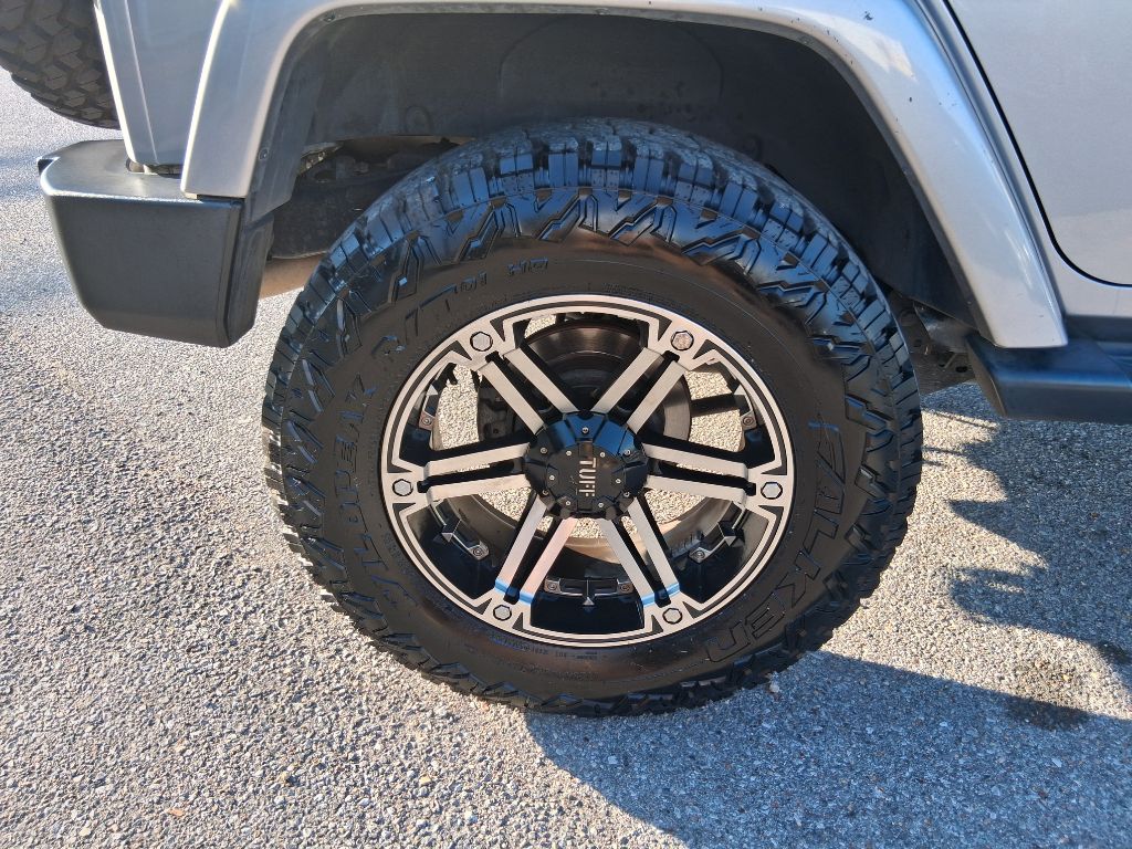 Photo 14 of this JEEP WRANGLER UNLIMI