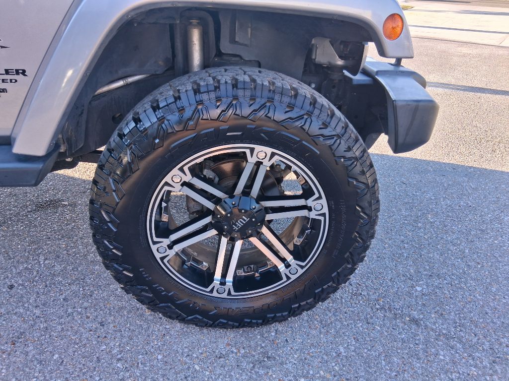 Photo 13 of this JEEP WRANGLER UNLIMI