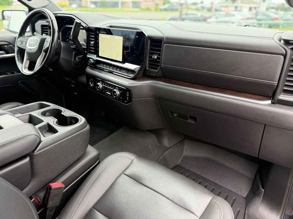 Photo 17 of this GMC SIERRA