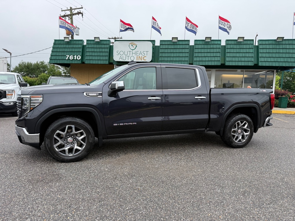 Photo 8 of this GMC SIERRA