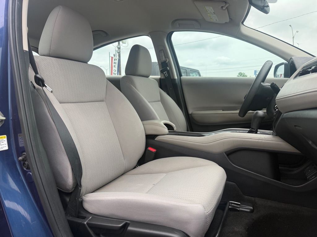 Photo 13 of this HONDA HR-V