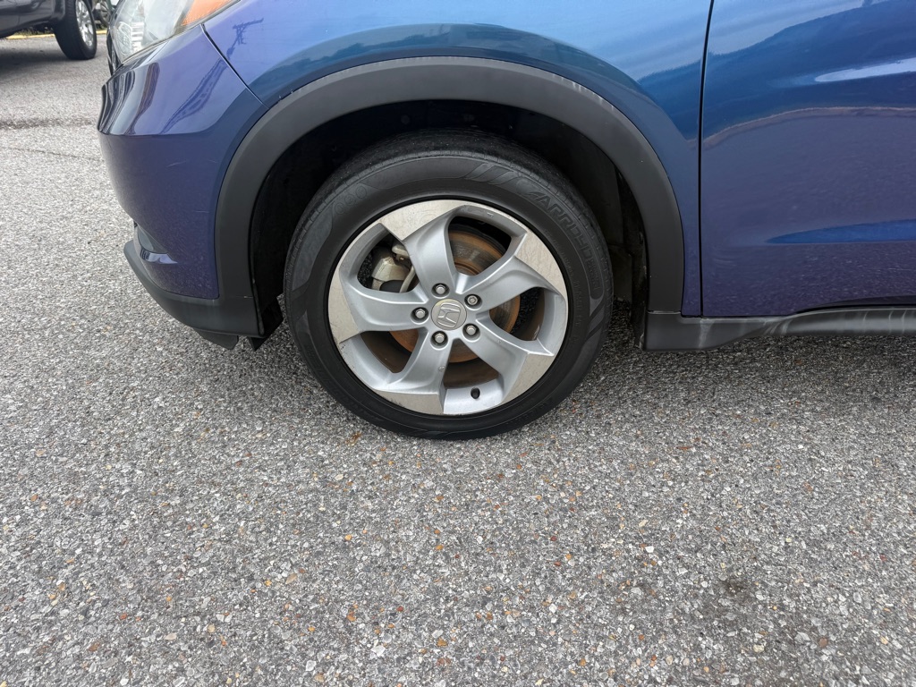 Photo 25 of this HONDA HR-V