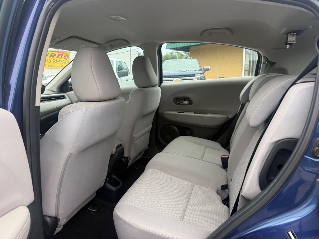 Photo 12 of this HONDA HR-V