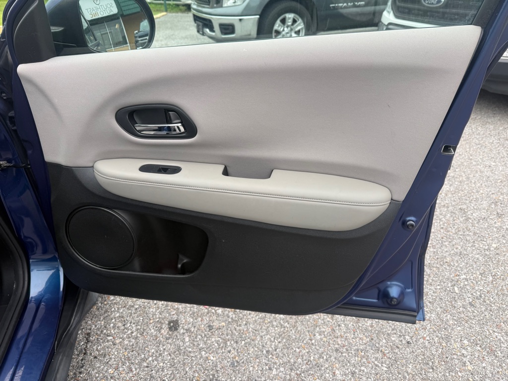 Photo 19 of this HONDA HR-V