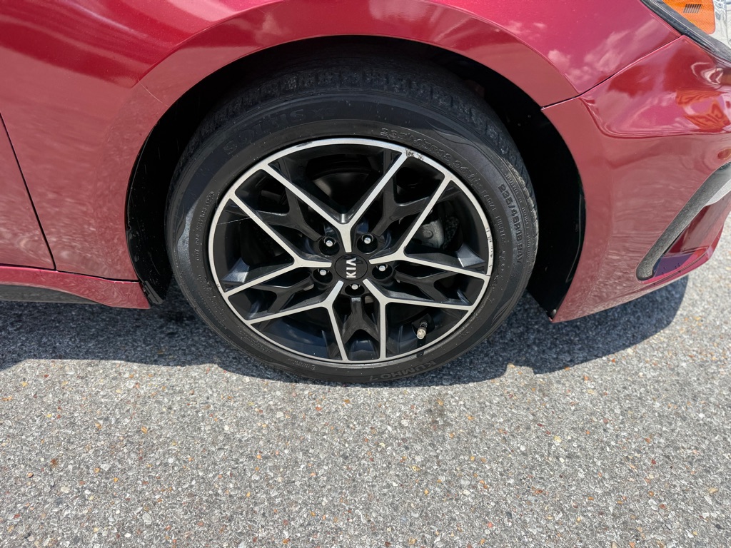 Photo 25 of this KIA OPTIMA