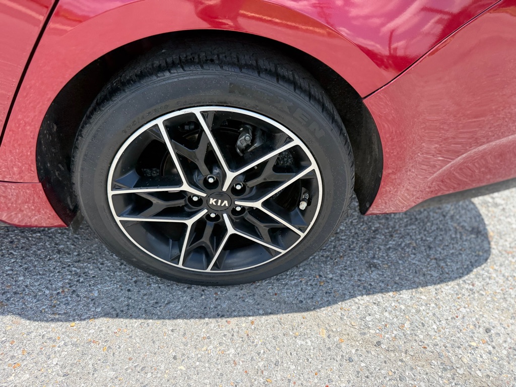 Photo 28 of this KIA OPTIMA