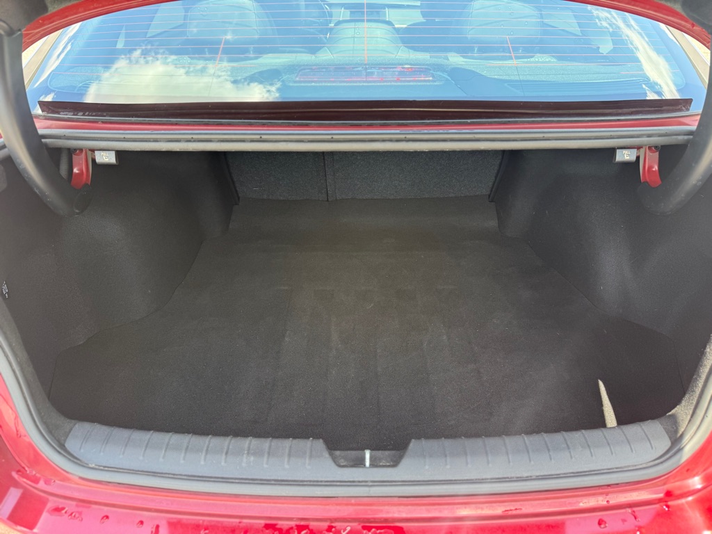 Photo 24 of this KIA OPTIMA