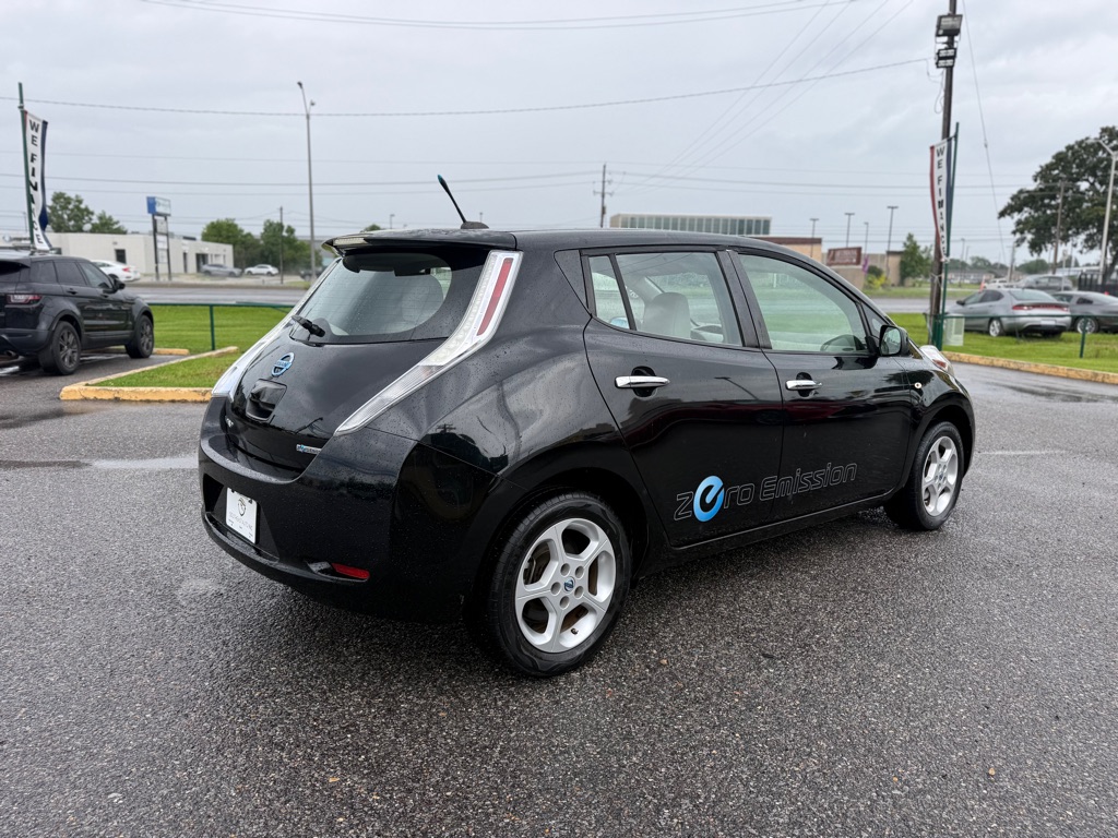 Photo 5 of this NISSAN LEAF