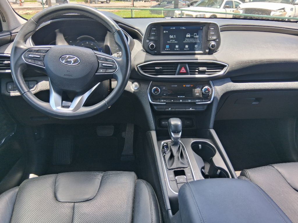Photo 11 of this HYUNDAI SANTA FE