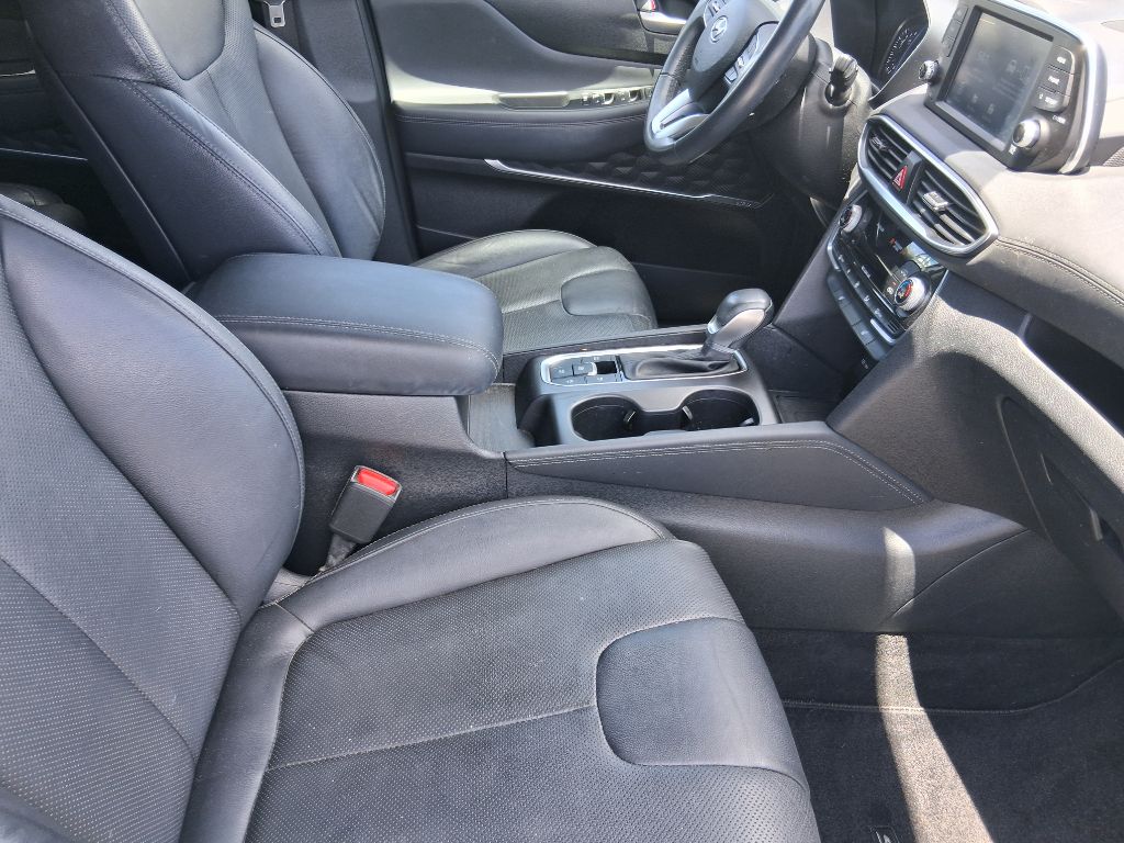 Photo 7 of this HYUNDAI SANTA FE