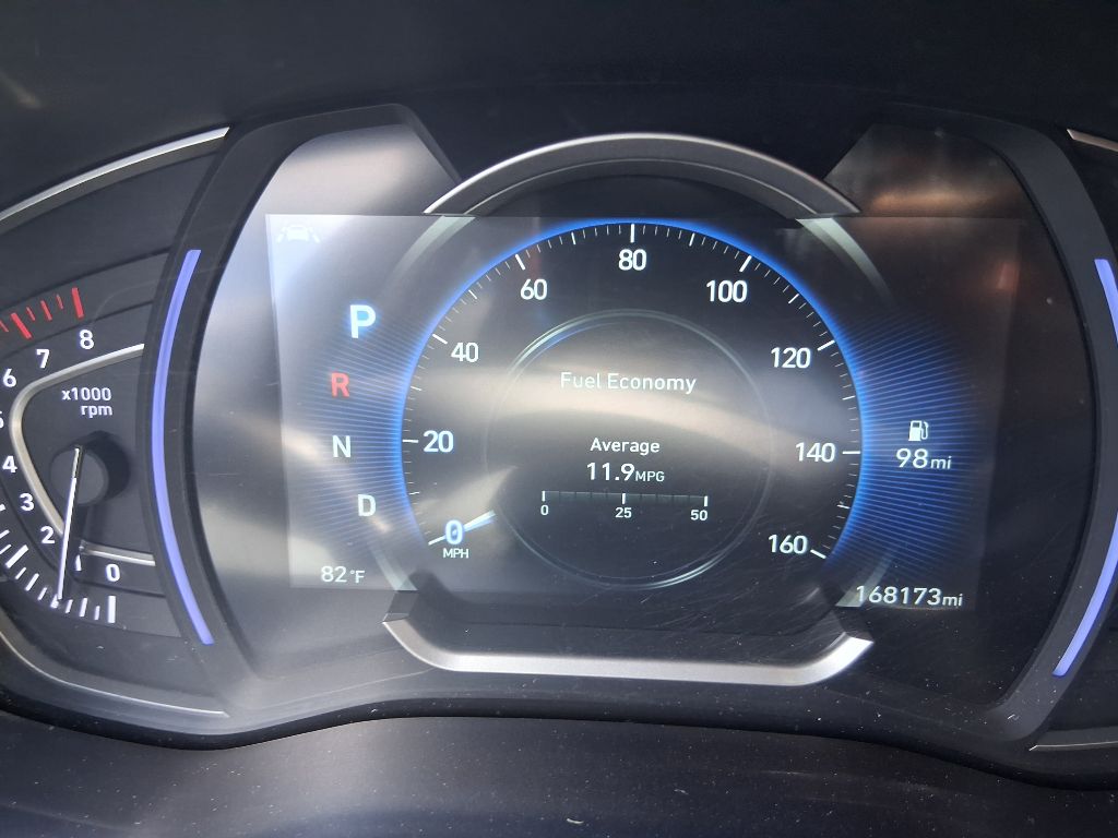 Photo 10 of this HYUNDAI SANTA FE