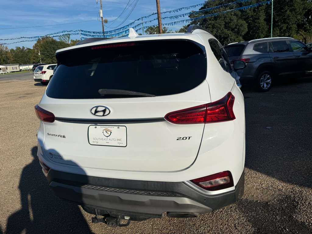 Photo 19 of this HYUNDAI SANTA FE