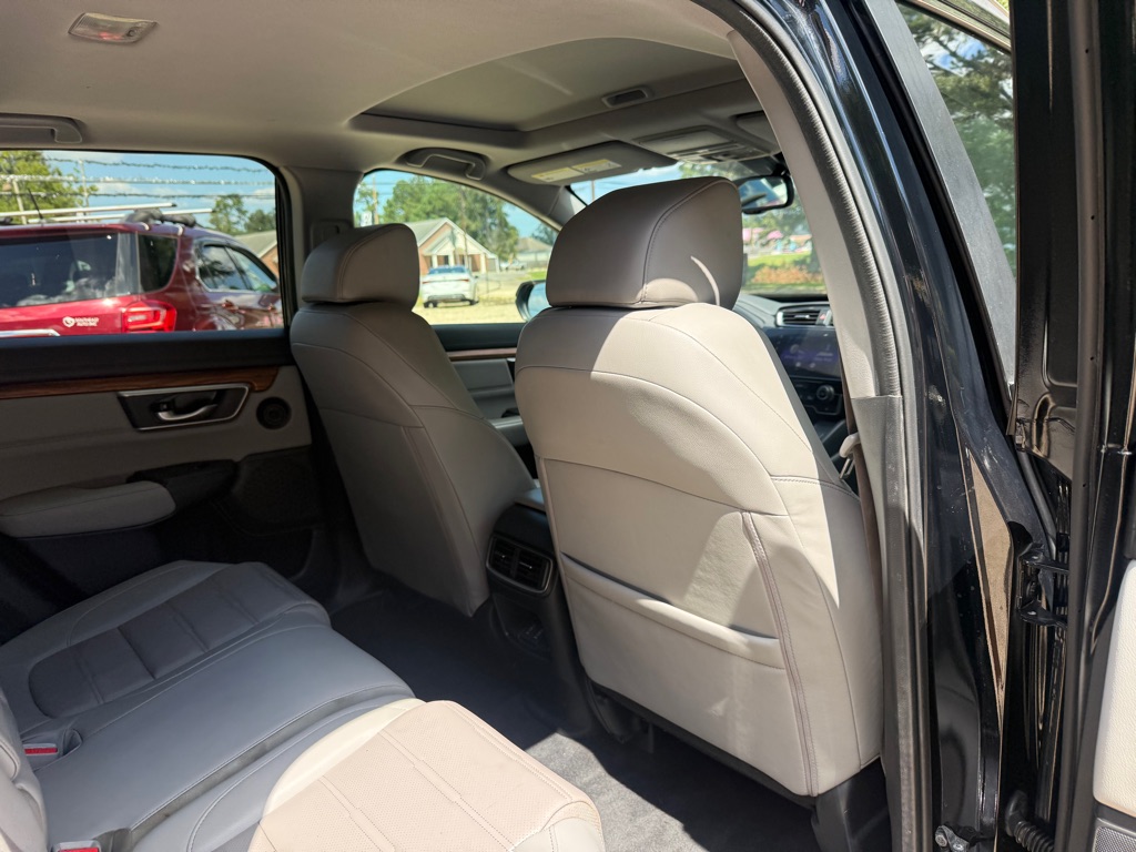 Photo 16 of this HONDA CR-V
