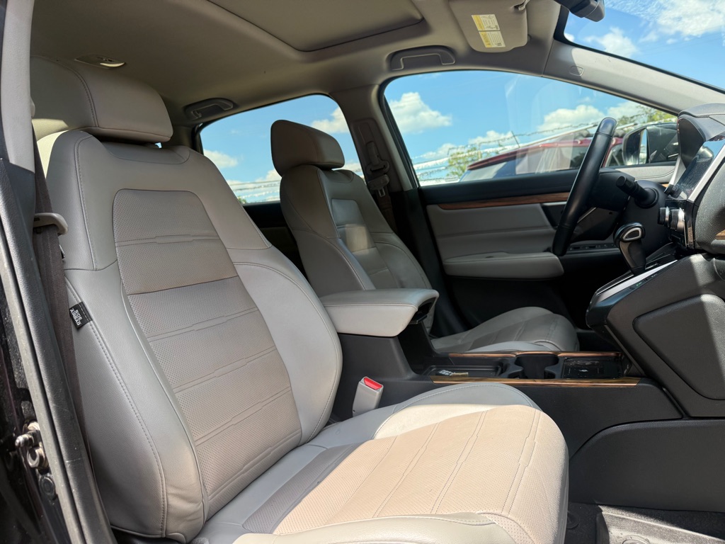 Photo 11 of this HONDA CR-V