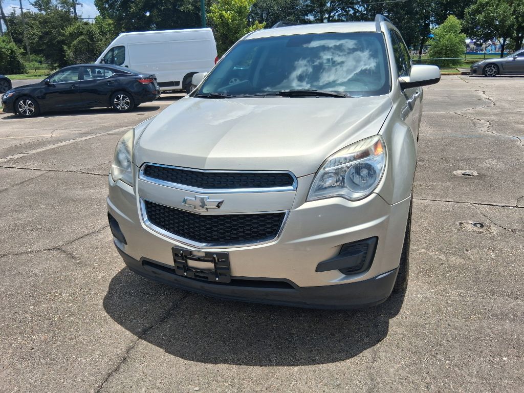 Photo 4 of this CHEVROLET EQUINOX