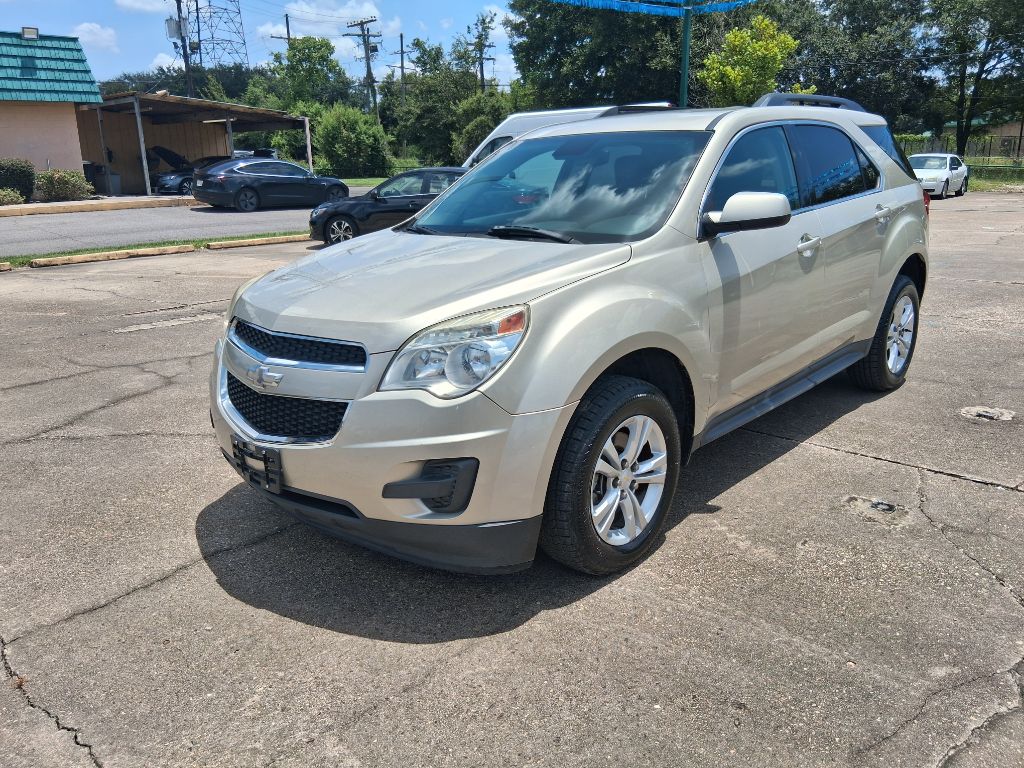 Photo 2 of this CHEVROLET EQUINOX