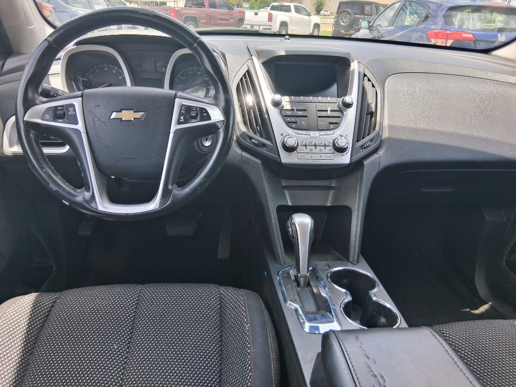 Photo 12 of this CHEVROLET EQUINOX