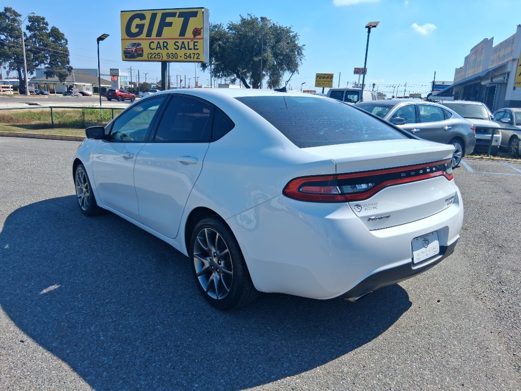 Photo 4 of this DODGE DART