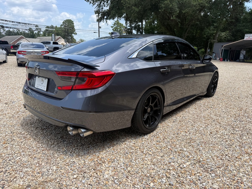Photo 33 of this HONDA ACCORD