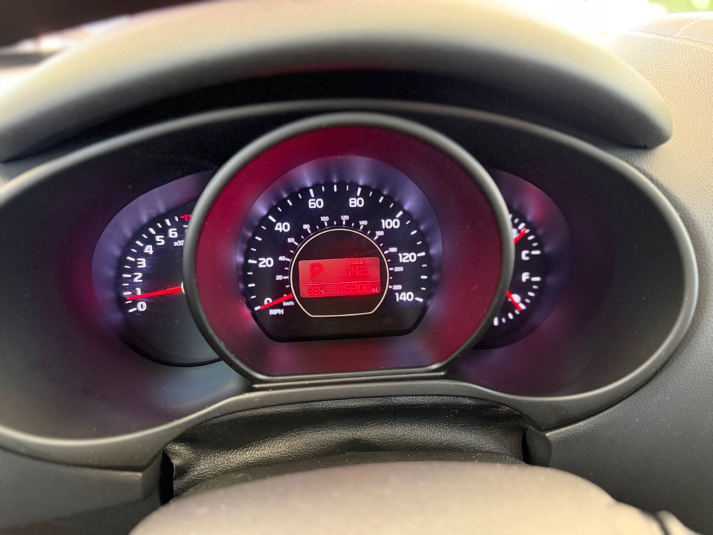 Photo 18 of this KIA SOUL