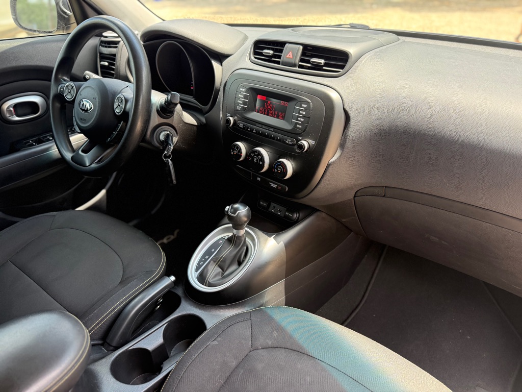 Photo 15 of this KIA SOUL