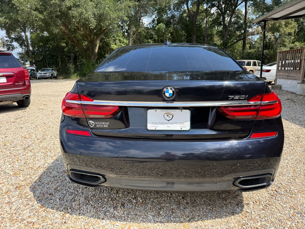 Photo 6 of this BMW 750
