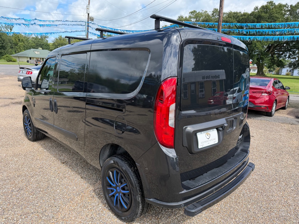 Photo 7 of this RAM PROMASTER CITY
