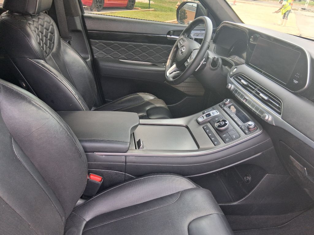 Photo 5 of this HYUNDAI PALISADE
