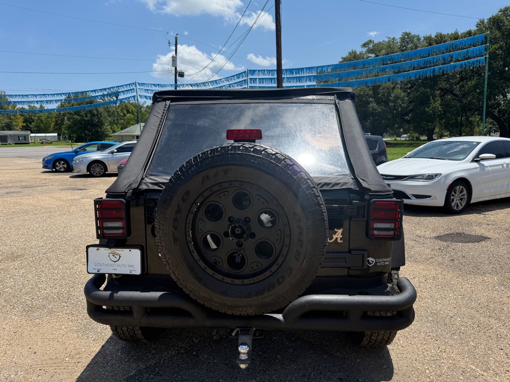 Photo 5 of this JEEP WRANGLER UNLIMI