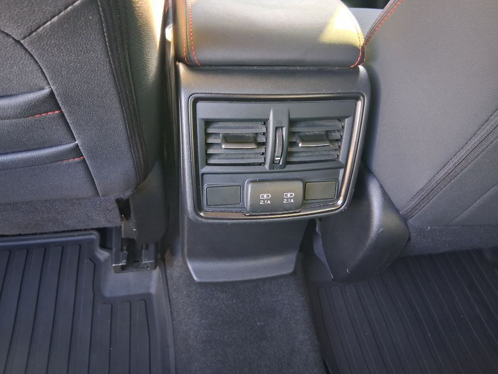 Photo 11 of this SUBARU FORESTER
