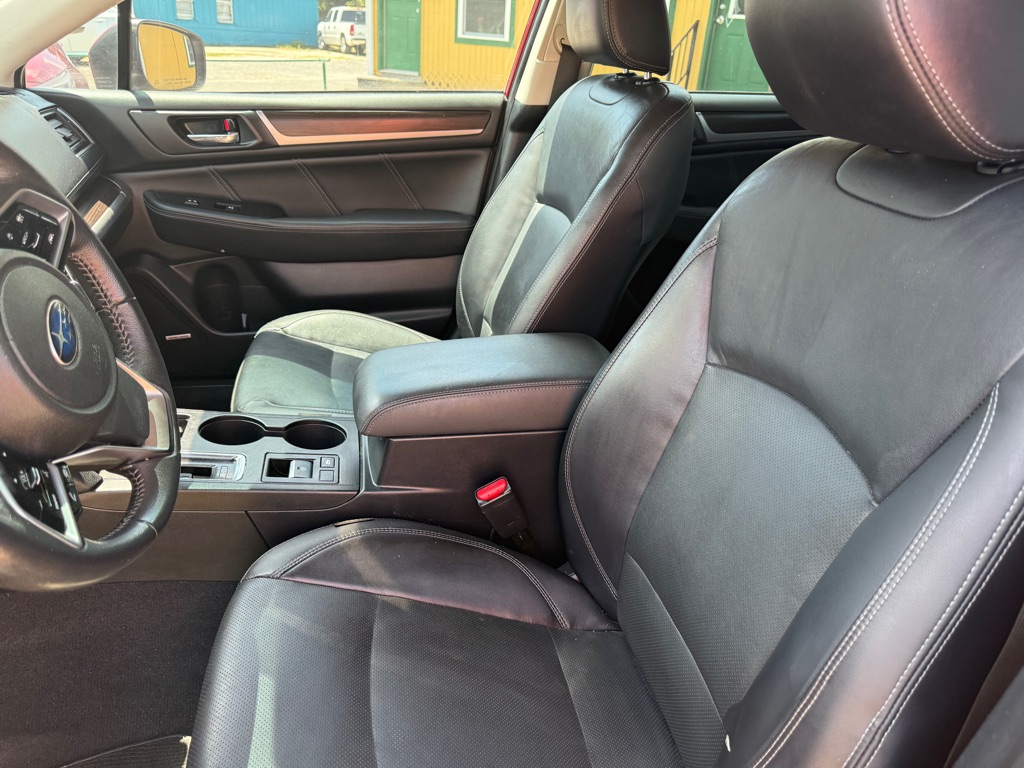 Photo 10 of this SUBARU LEGACY