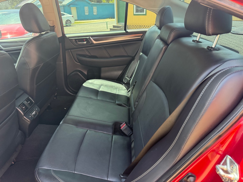 Photo 9 of this SUBARU LEGACY