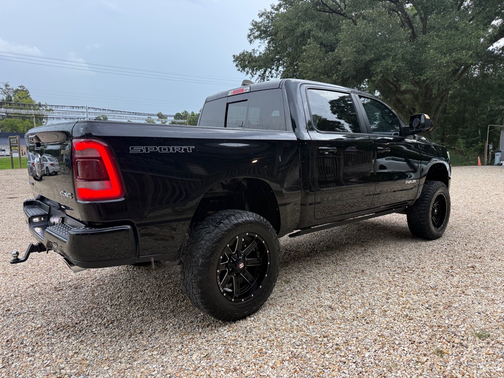 Photo 5 of this RAM 1500