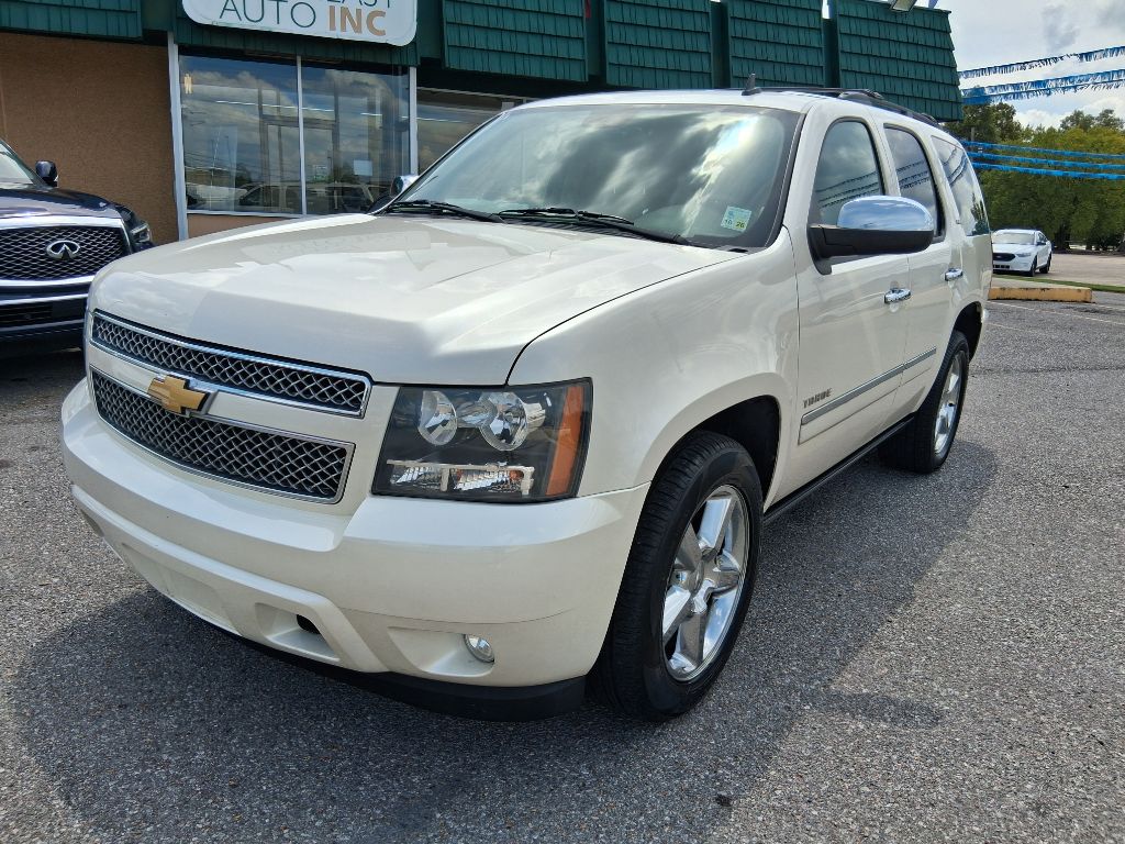 Photo 4 of this CHEVROLET TAHOE