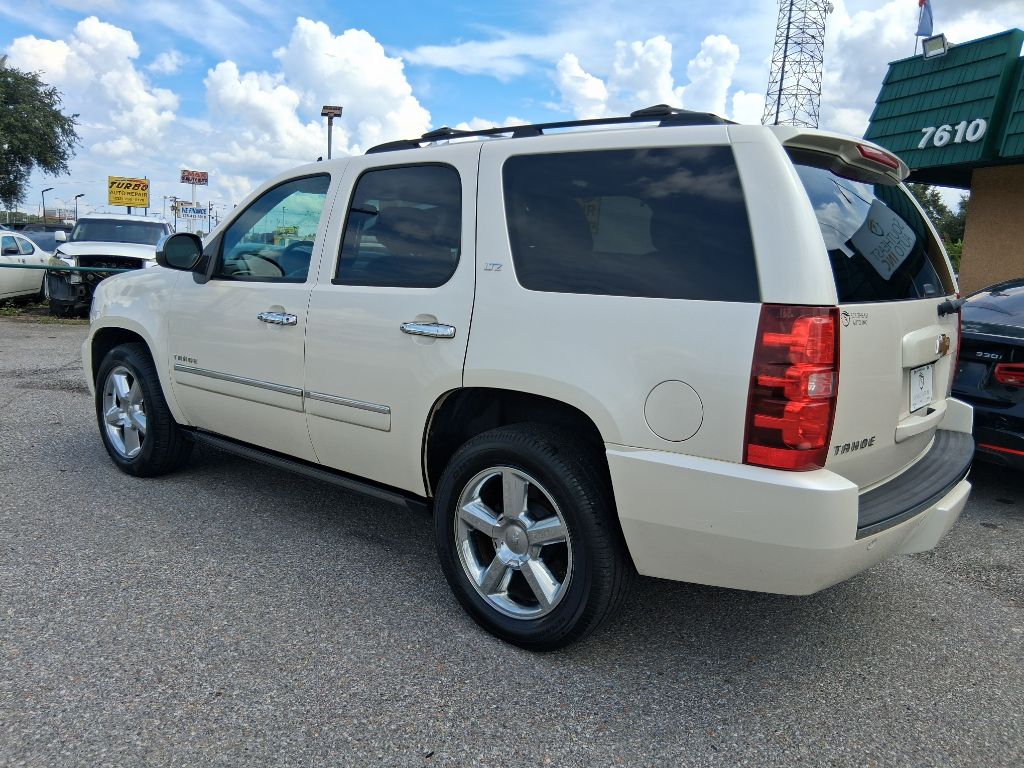 Photo 3 of this CHEVROLET TAHOE