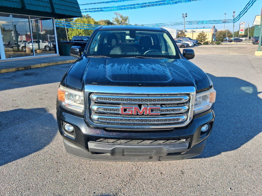 Photo 4 of this GMC CANYON