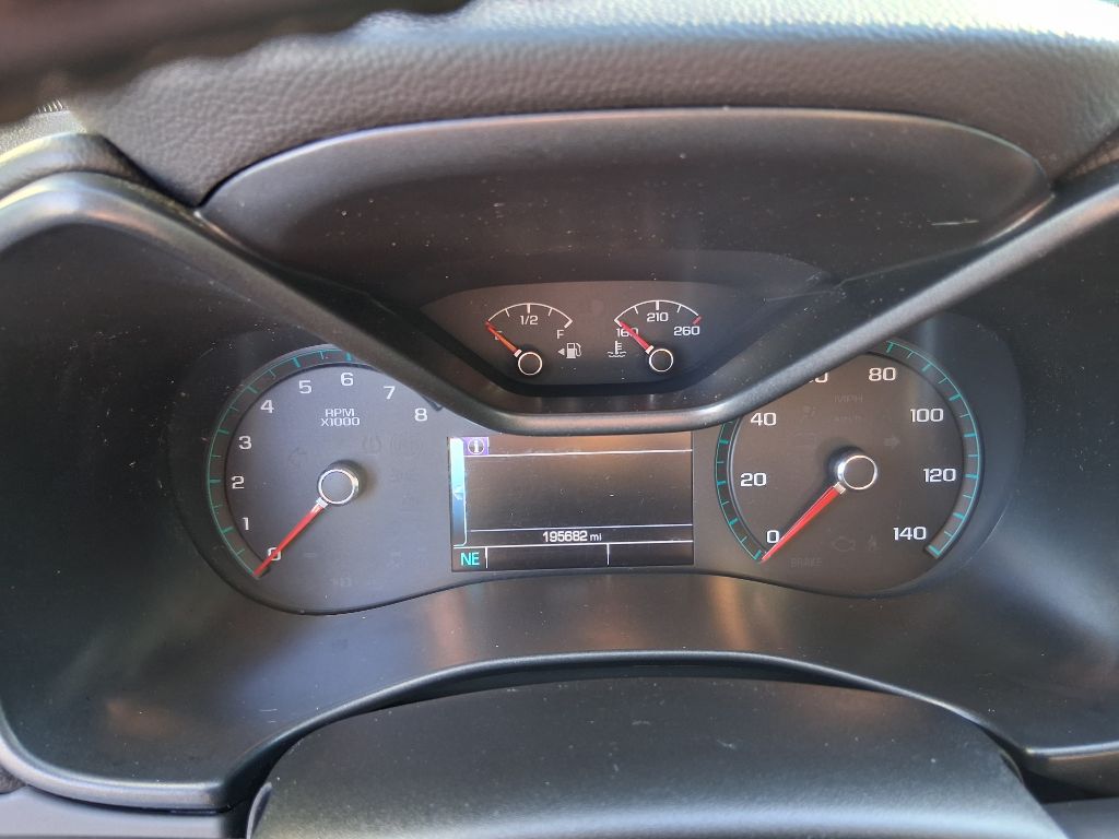 Photo 9 of this GMC CANYON