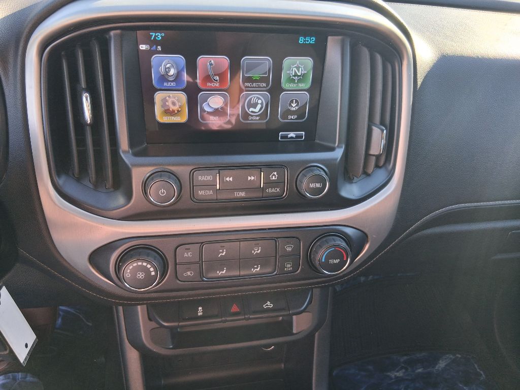Photo 11 of this GMC CANYON